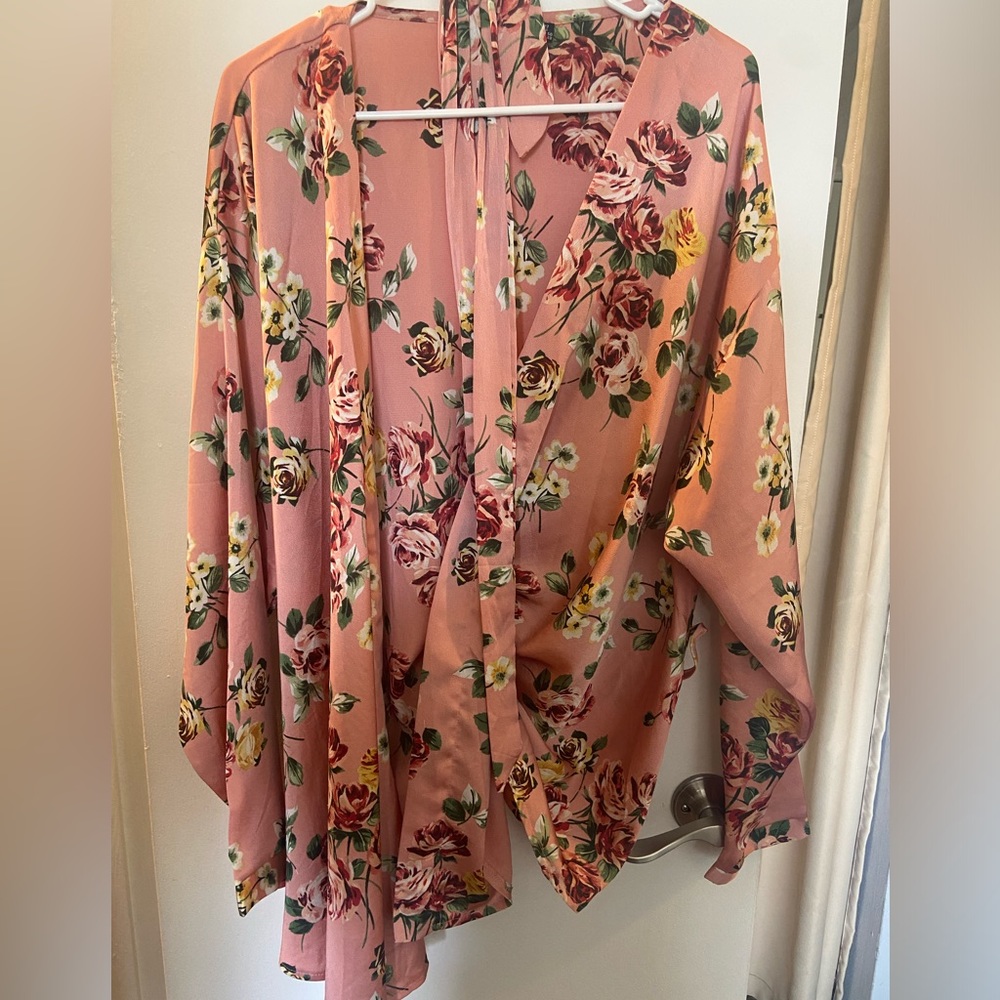 Boohoo Plus Floral Print Satin Wrap Top